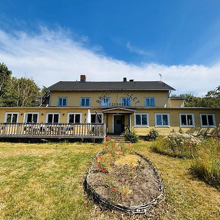 Brukshotellet Oeland - Vandrarhem Degerhamn Kültér fotó